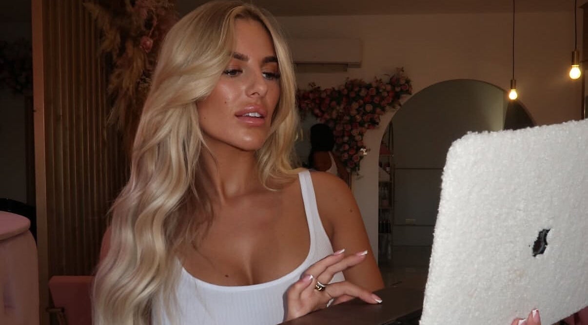 Customer enjoying services at The Studio By Alex, a beautifull wellness venue in Billingham, England, GB.