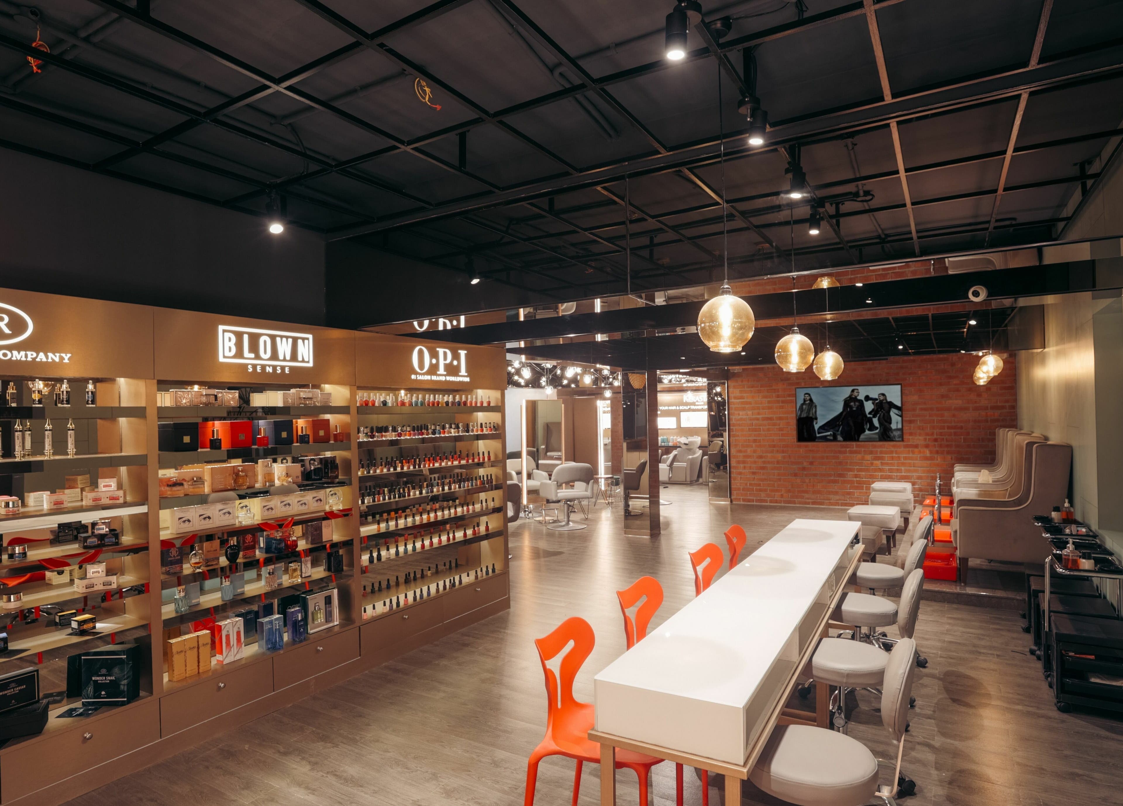 Interior of Blown - Salon - Indiranagar in Bangalore, Karnataka, IN, showcasing modern decor and a welcoming ambiance.