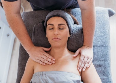 Relaxing massage at Rose Lounge Boutique - Book with Ashley, Somerset West, Western Cape, ZA.