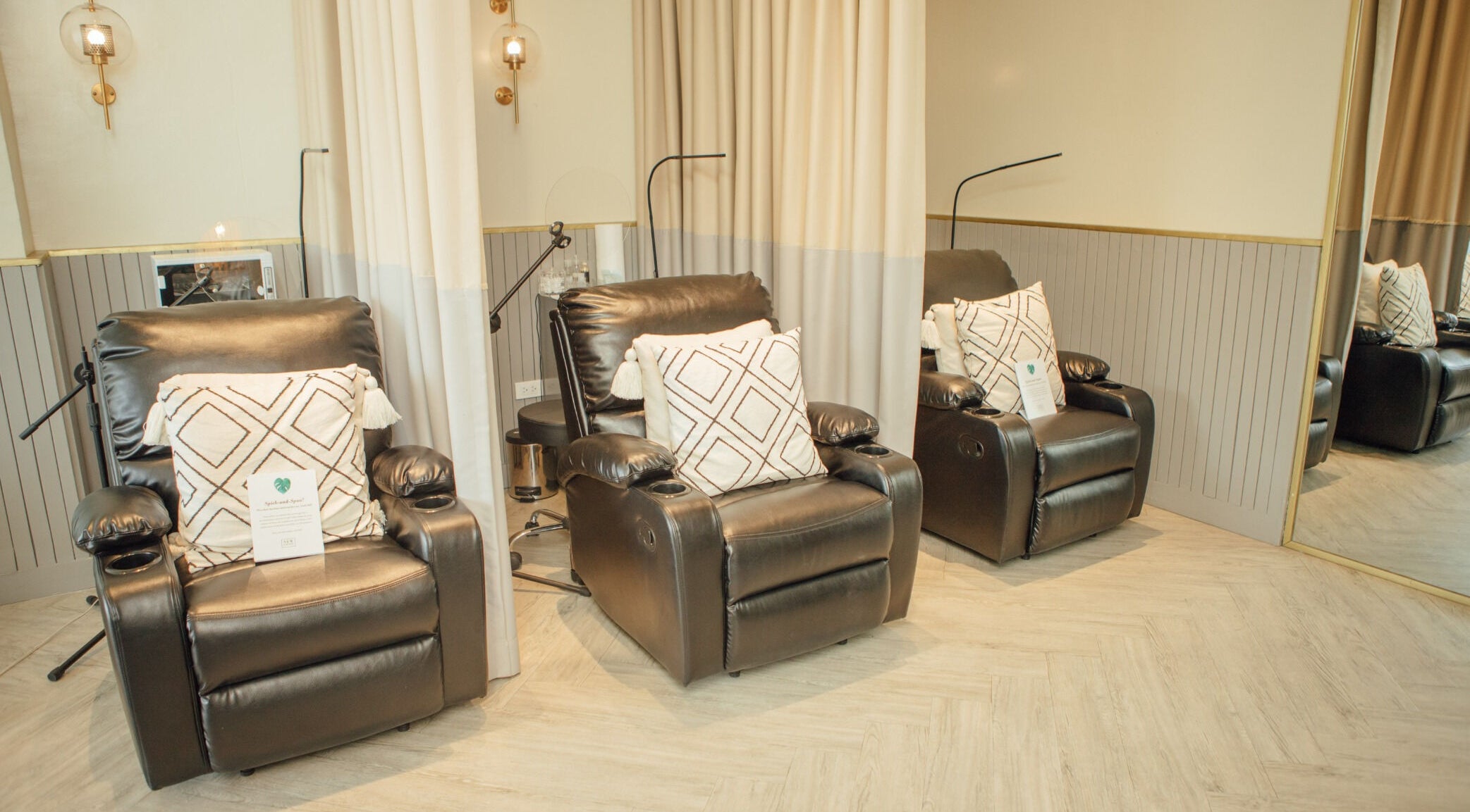 Elegant leather recliners at NEW Lounge Pampanga, Angeles, Central Luzon, PH, offering relaxation and comfort.