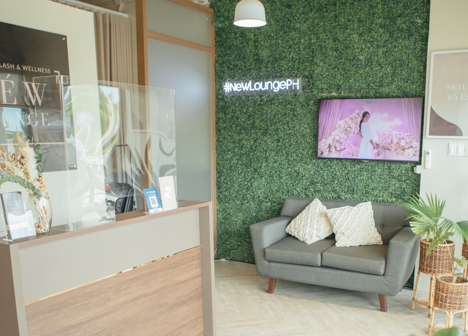 Elegant reception area of NEW Lounge Pampanga, Angeles, Central Luzon, PH with chic decor and comfortable seating.