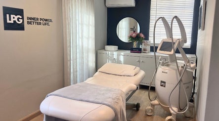 Treatment room at Endermologie & Slimming, SOMERSET WEST, Western Cape, ZA, with LPG machine and bed.