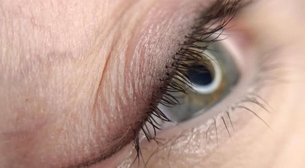 BROW & PMU image 2