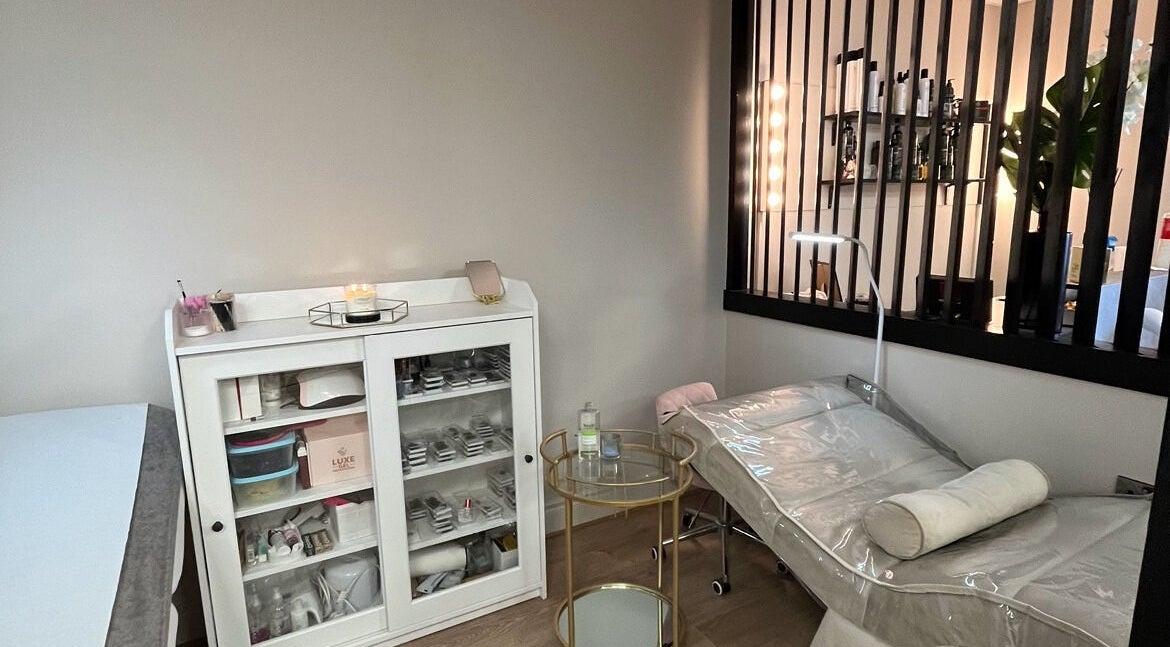 Relaxing treatment room at Sapien Hair & Beauty in Galway, County Galway, IE, featuring modern decor.
