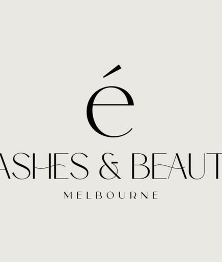 E LASHES AND BEAUTY afbeelding 2