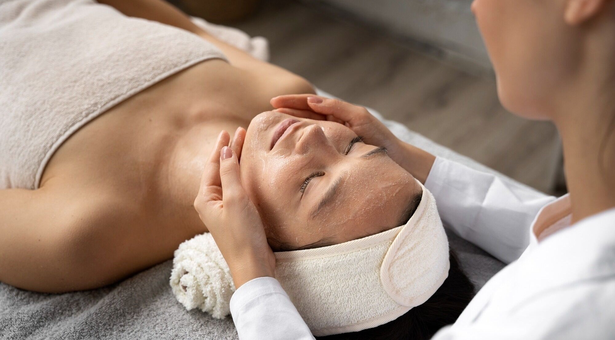 Tratamiento facial relajante en Laboratorios Luque Mall del Sol, Guayaquil, Guayas, EC.