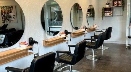 Union Jacks Hair Professionals image 2
