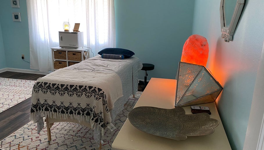 hình ảnh 1 của Coastal Massage & Bodywork