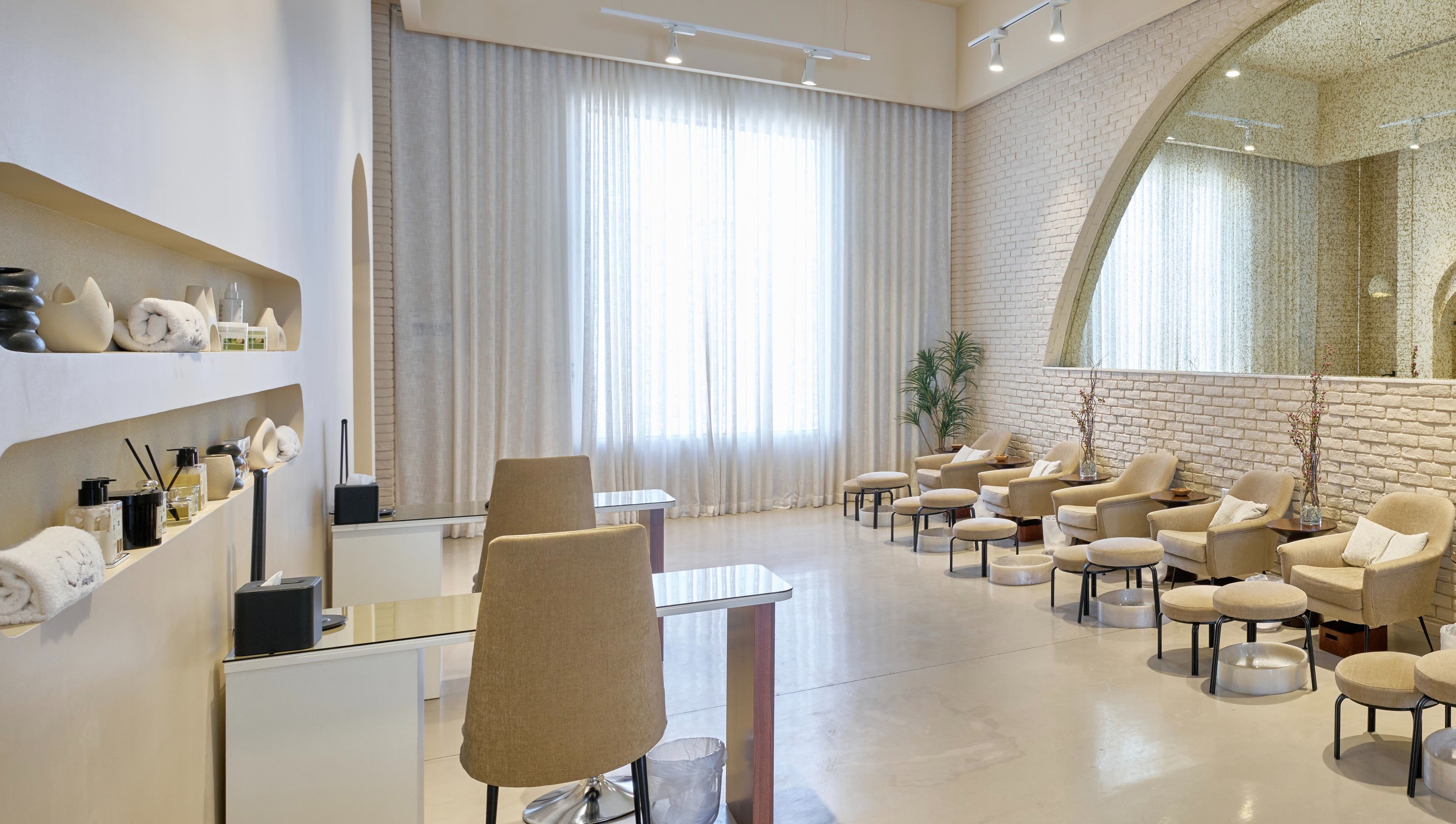 Relaxing spa lounge at Anamil Spa - Al Rabi, Riyadh, Riyadh Province, SA with elegant seating and calming decor.