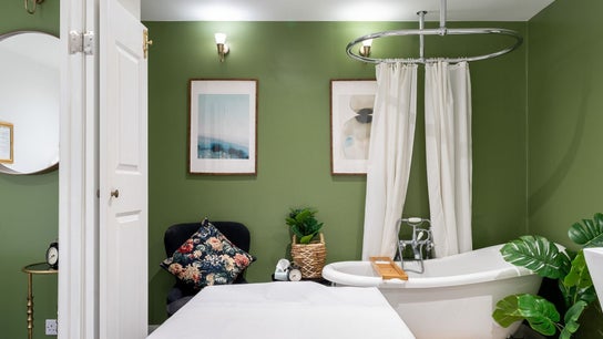 LAYANA - Finchley Central 6