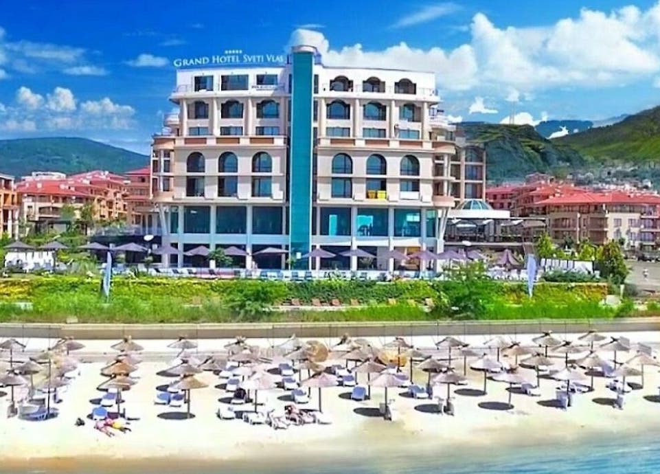 Плаж пред Evia Spa в Grand Hotel Sveti Vlas, Свети Влас, България, BG.