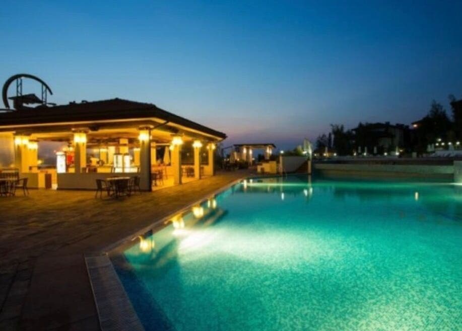 Басейн и ресторант при изгрев в Evia Spa в Santa Marina, Viva Mare Sozopol, Созопол, Бургас, BG.