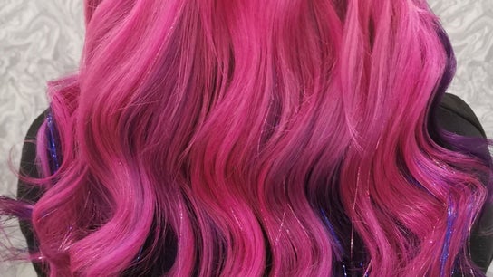 Platinum Salon Rothwell - Lengths by Nathalie
