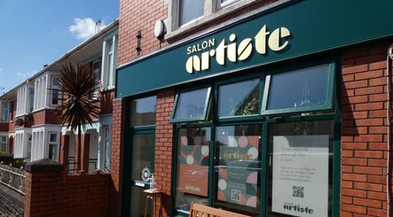 Salon Artiste image 2
