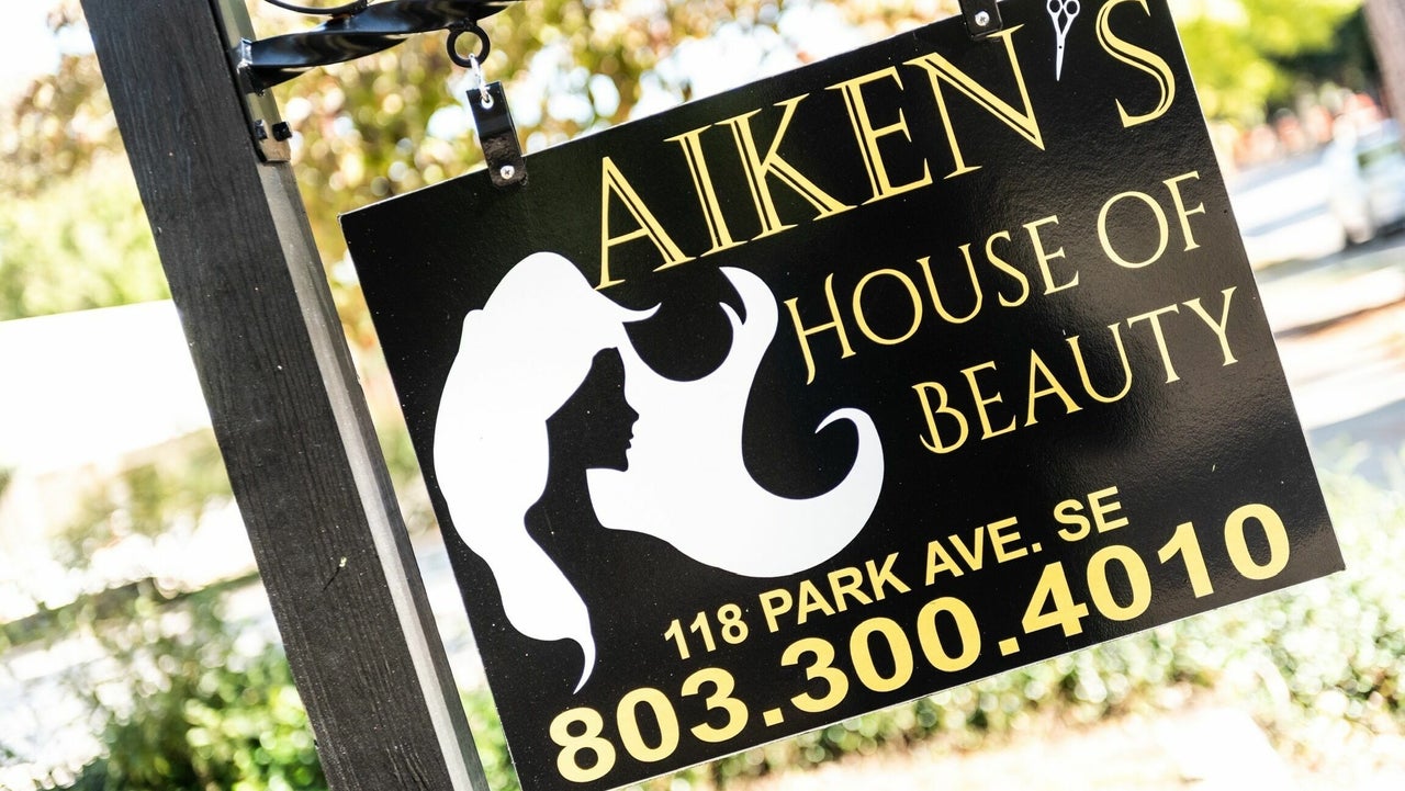 Logo Company Aiken’s House of Beauty  on Cloodo