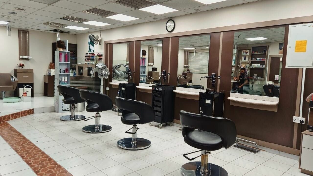 Moon Beauty Salon | Abu Hail - Flat 13/14, Mezanine Floor, Dar Al Wuheidah Building, Hor Al Anz - Dubai | Fresha Moon Beauty Salon | Abu Hail - Flat 13/14, Mezanine Floor, Dar Al Wuheidah Building, Hor Al Anz - Dubai | Fresha