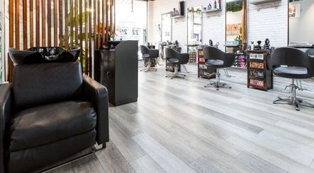 Perfect Hairdressing at Bondi Junction – obraz 2