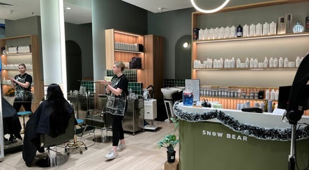 Hornsby Westfield Snowbear Hairdressing afbeelding 3