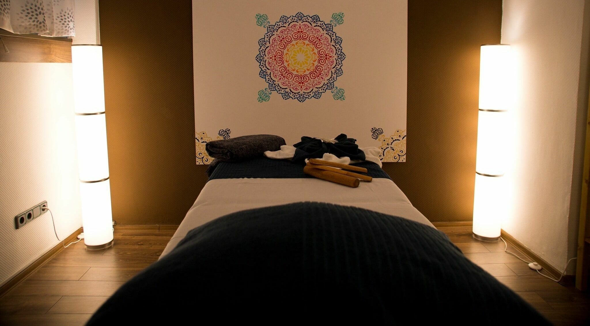 Masszázságy kiegészítőkkel a Hátmasszázs.hu - Nyugati tér helyszínen, Budapest, HU.