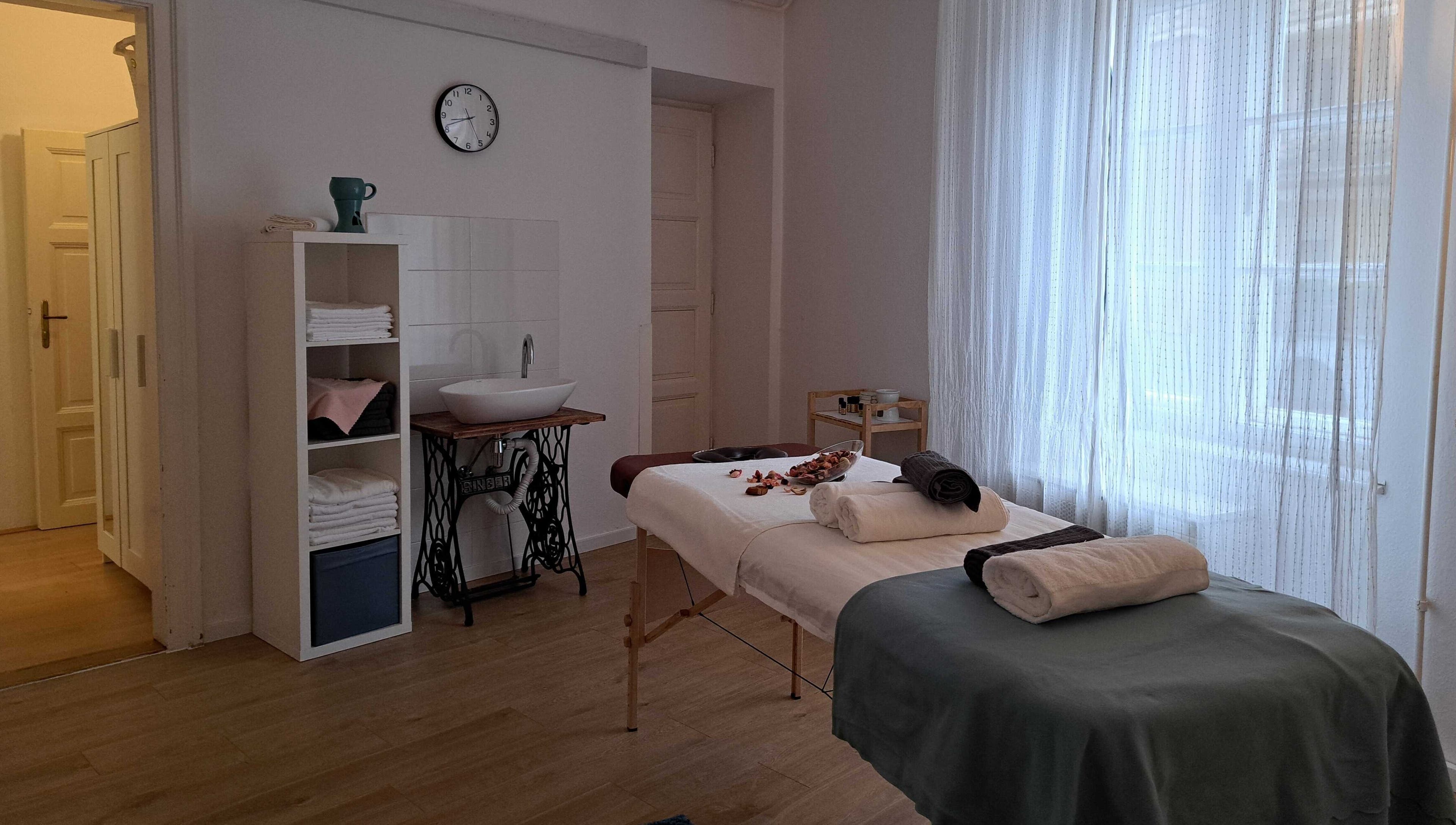 Nyugodt masszázsszoba a Hátmasszázs.hu - Óbuda helyszínen, Budapest, Magyar, HU.