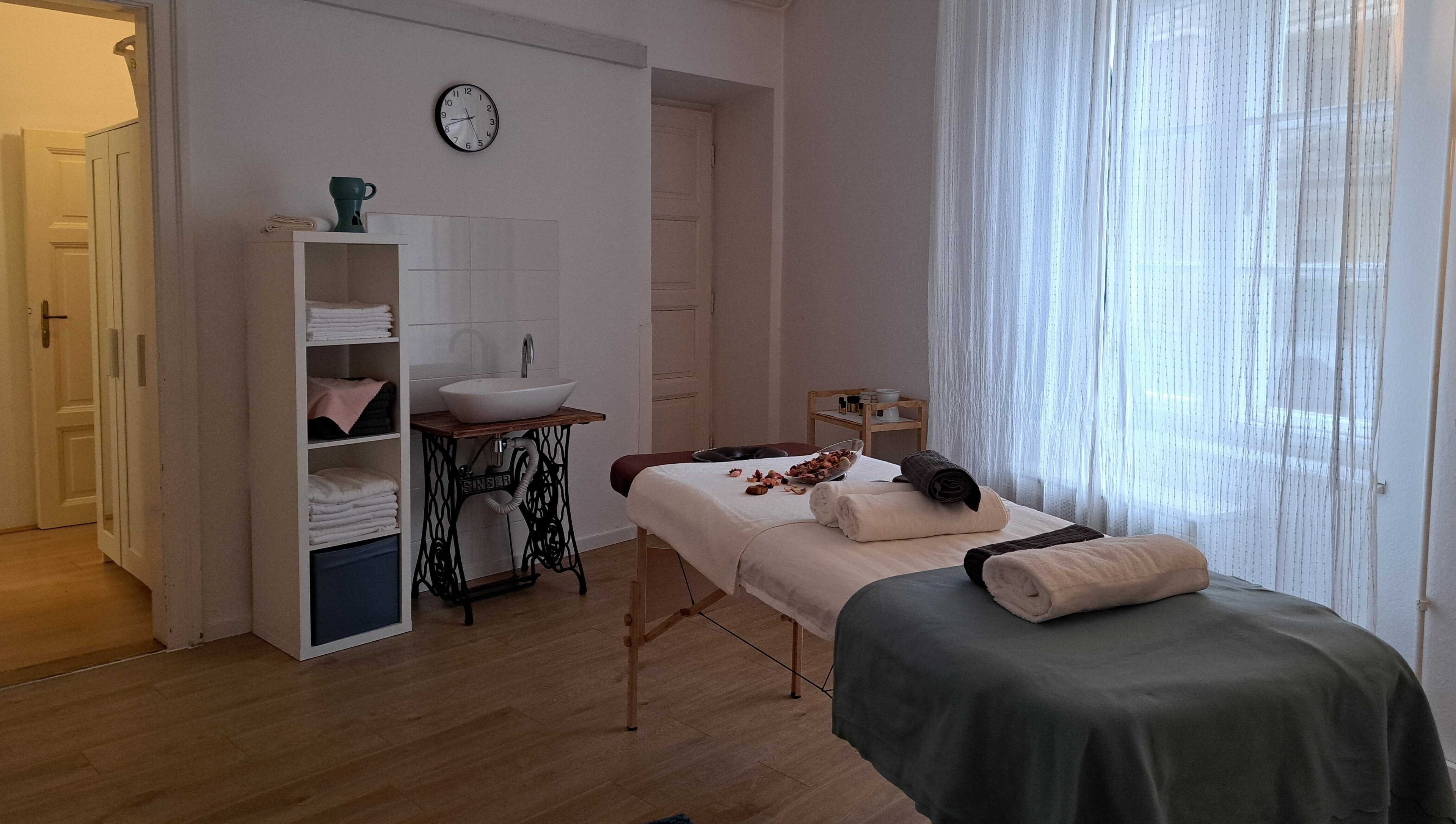 Nyugodt masszázsszoba a Hátmasszázs.hu - Óbuda helyszínen, Budapest, Magyar, HU.