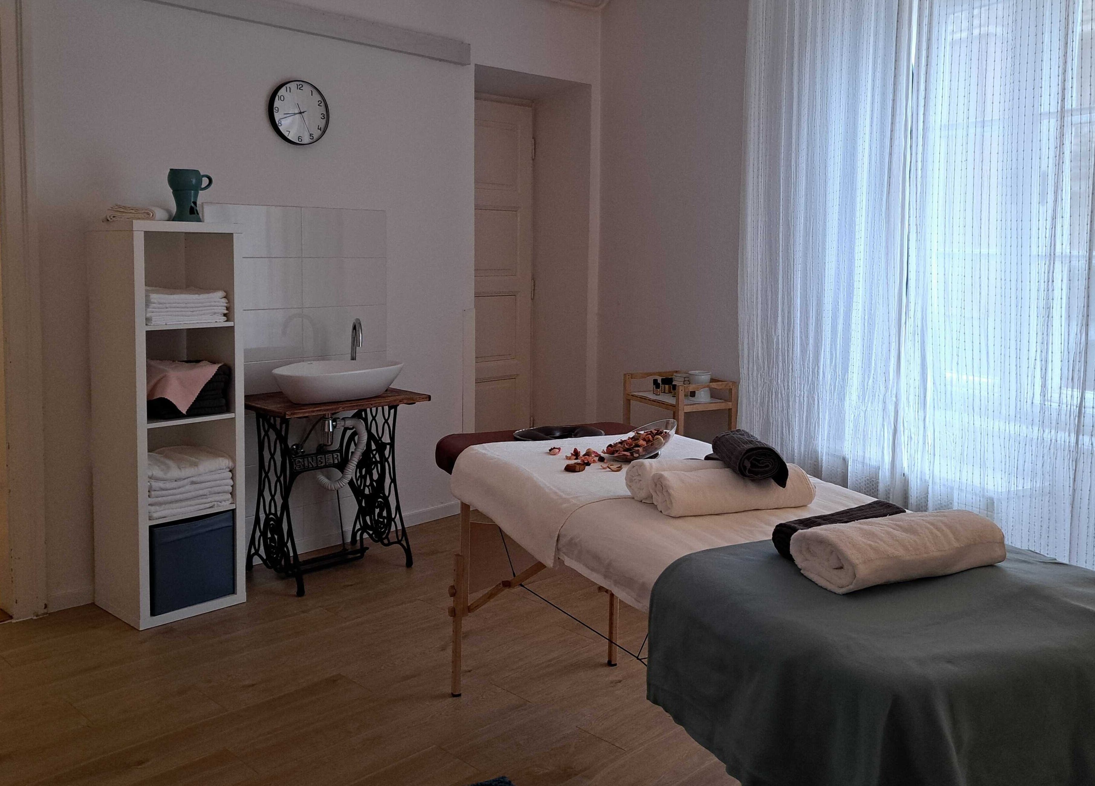 Nyugodt masszázsszoba a Hátmasszázs.hu - Óbuda helyszínen, Budapest, Magyar, HU.