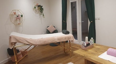 The Little Village Retreat image 2