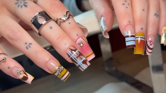 Solo Studio Nails & Education