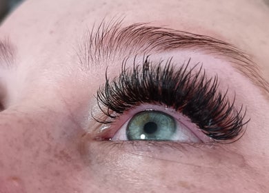 Close-up of dramatic eyelash extensions at Love Lash, Boksburg, Gauteng, ZA enhancing natural beauty.