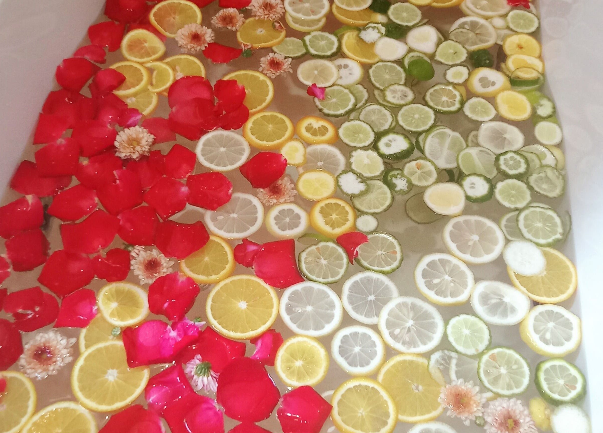 Relaxing citrus and rose petal bath at Melarossa Spa and Wellness, Batang Kali, Selangor, MY.