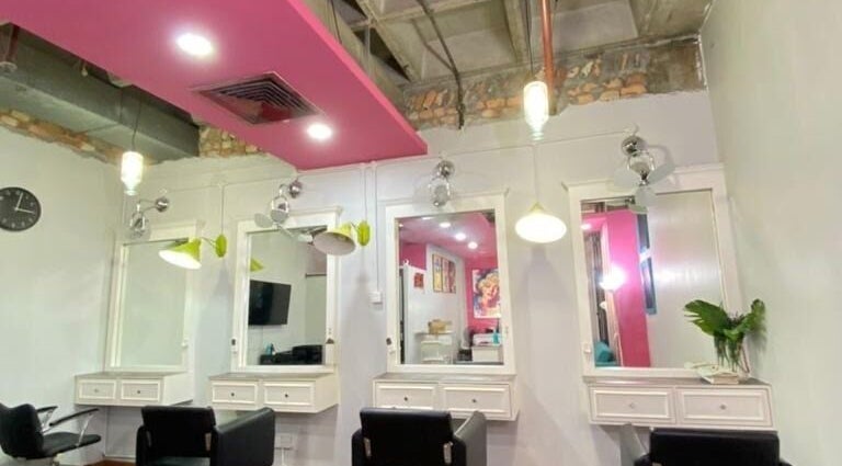 Modern salon interior at Dashing Diva Shah Alam, Shah Alam, Selangor, MY offering stylish beauty services.