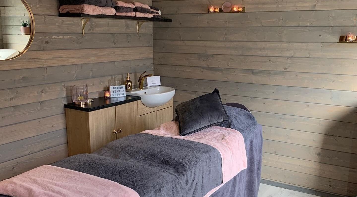 Relaxing massage room at Bloom Beauty Studio in The Royal Town of Sutton Coldfield, England, GB with cozy ambiance.