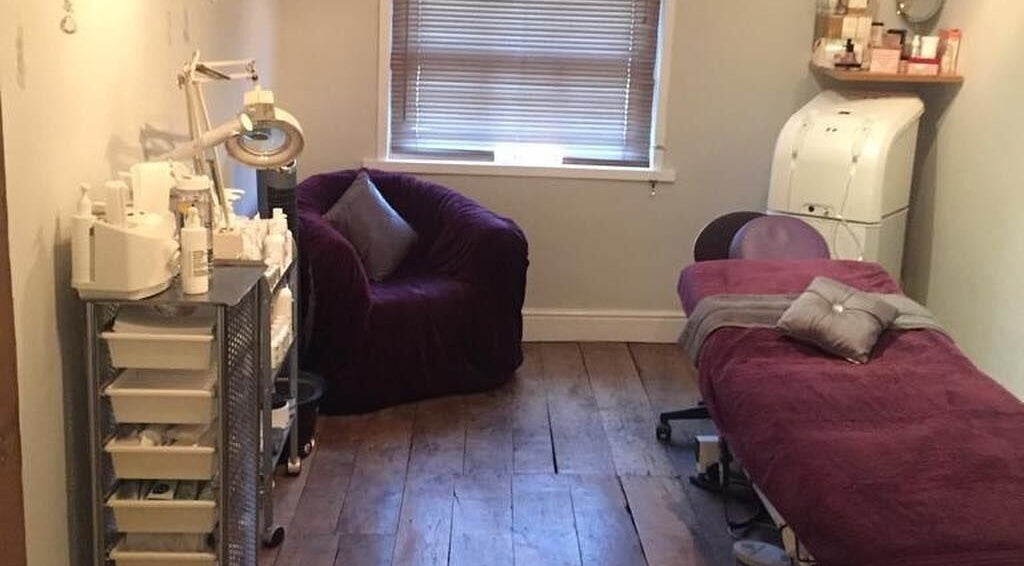 Bloom Beauty Studio's cozy treatment room in The Royal Town of Sutton Coldfield, England, GB, inviting relaxation.