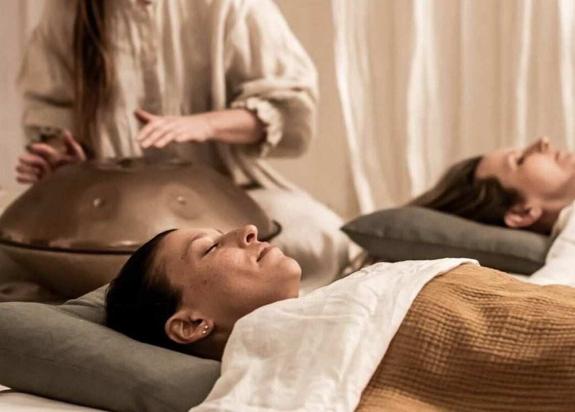 Relaxing sound therapy session at Chakana Day Spa + Wellbeing, Avalon Beach, New South Wales, AU.