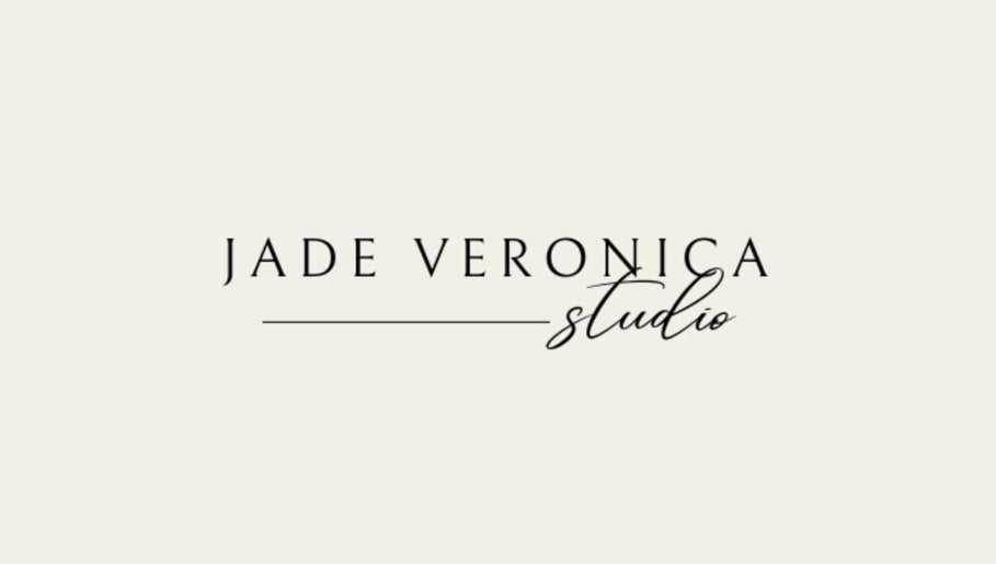 Jade Veronica Studio 1paveikslėlis