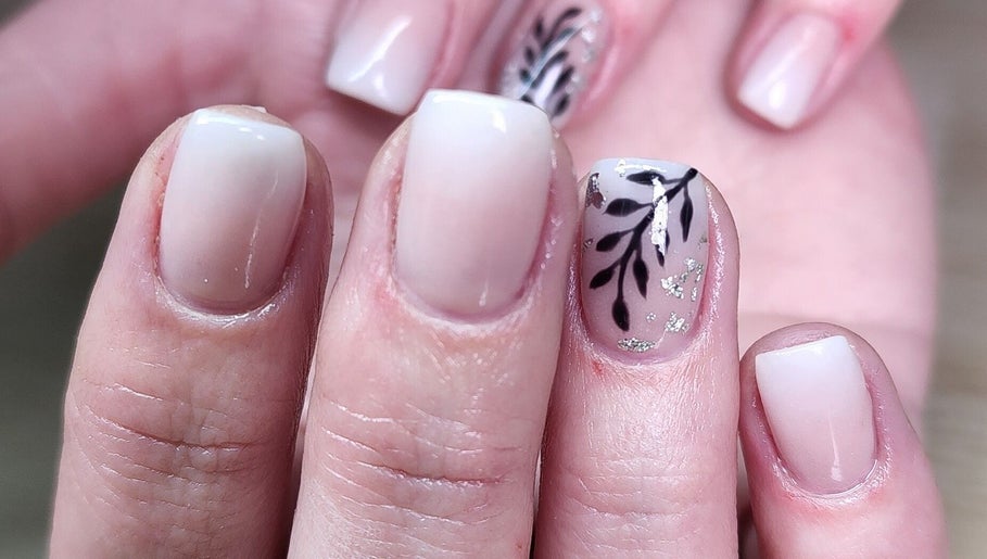 Elegant nail design at La Bella Vita Beauty Salon & Nail Bar, Lydenburg, Mpumalanga, ZA.