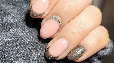 Enhance Nails & Beauty Stafford image 2