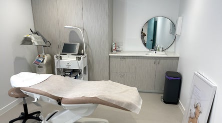 Treatment room at Skin Clique Laser Clinic, West End, Queensland with advanced equipment and serene ambiance.