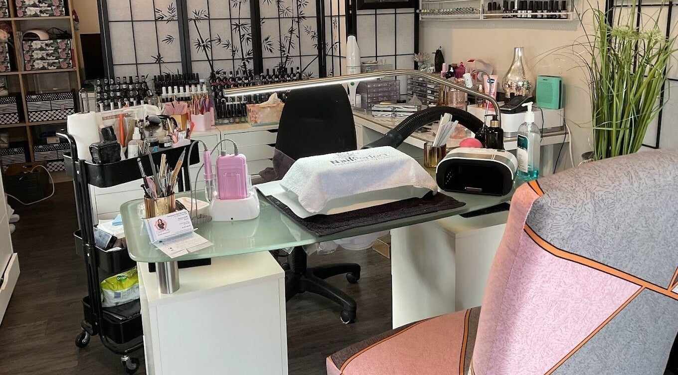 Cozy nail station at Champagne Nails NZ in Rotorua, Bay Of Plenty, NZ, showcasing a modern and stylish setup.