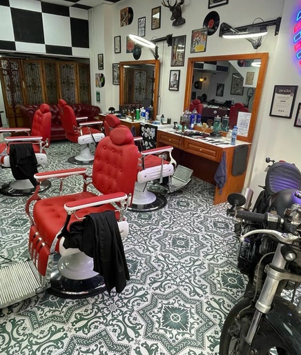 Brothers Men Barbershop - Central – obraz 2