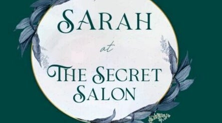 Sarah at The Secret Salon billede 3