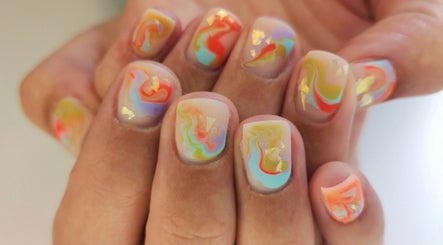 Caliente Nails изображение 3