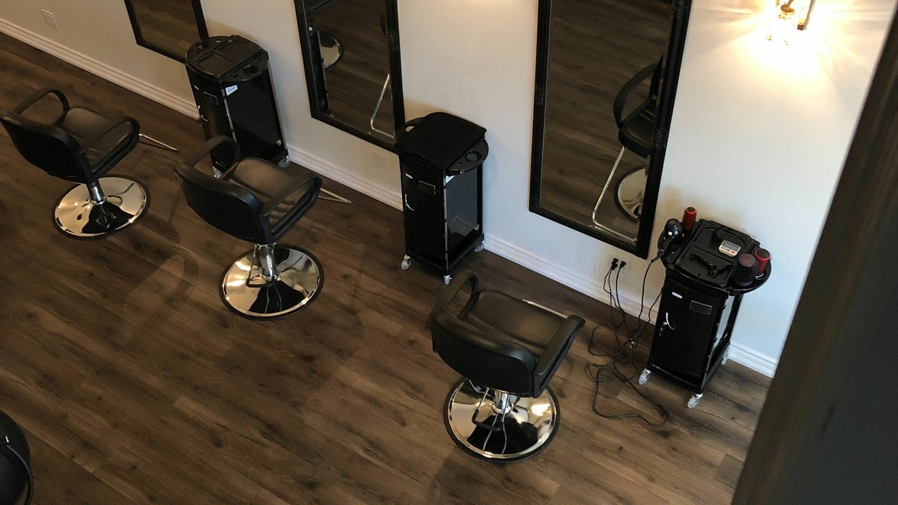 Trim Hair Studio Beauty Lounge 17817 Leslie Street 48 Newmarket