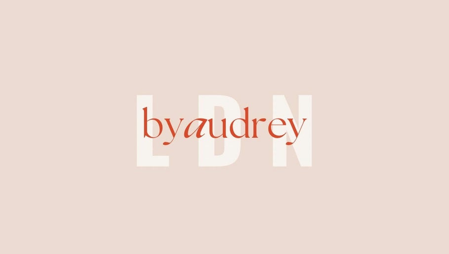 byAudrey.ldn: Studio 10の画像：1