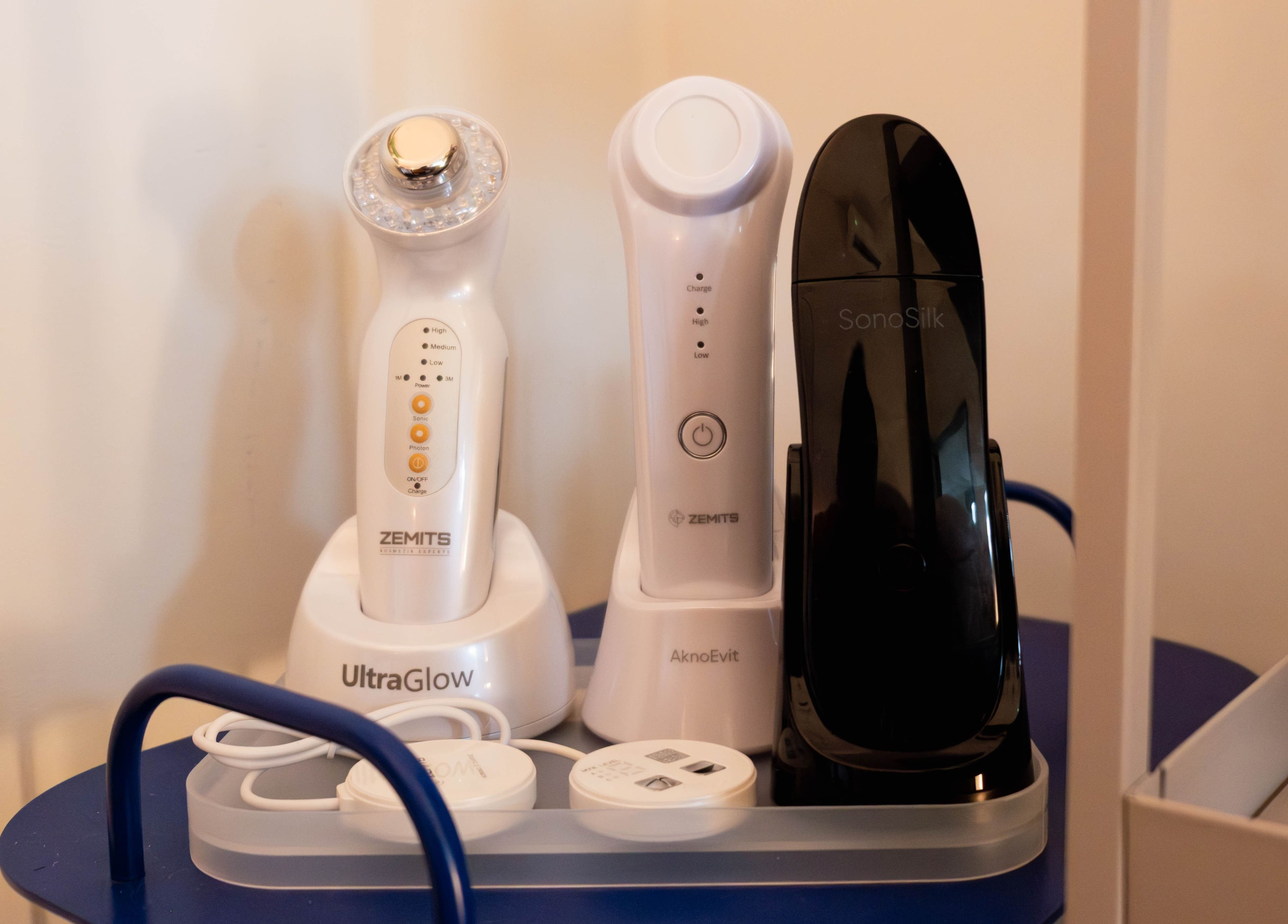 Beauty devices at O!GLOW-ON: byAudrey.ldn, London, England, GB. Enhance your skin's glow with advanced technology.