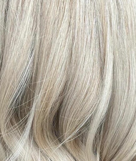 Sam Farley Hair at Hair at Monroe’s изображение 2