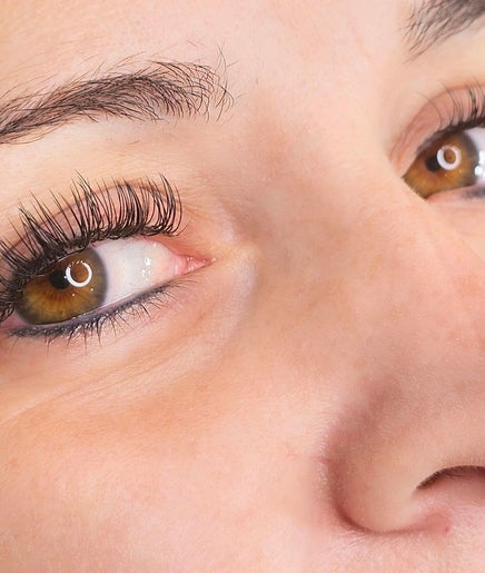 Golden Goddess lashes image 2