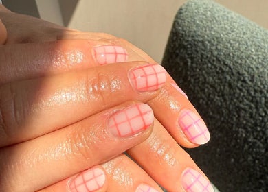 Stylish grid nail art at Linlithgow - By Aimee, Linlithgow, Scotland, GB. Perfect for creative fashion lovers.