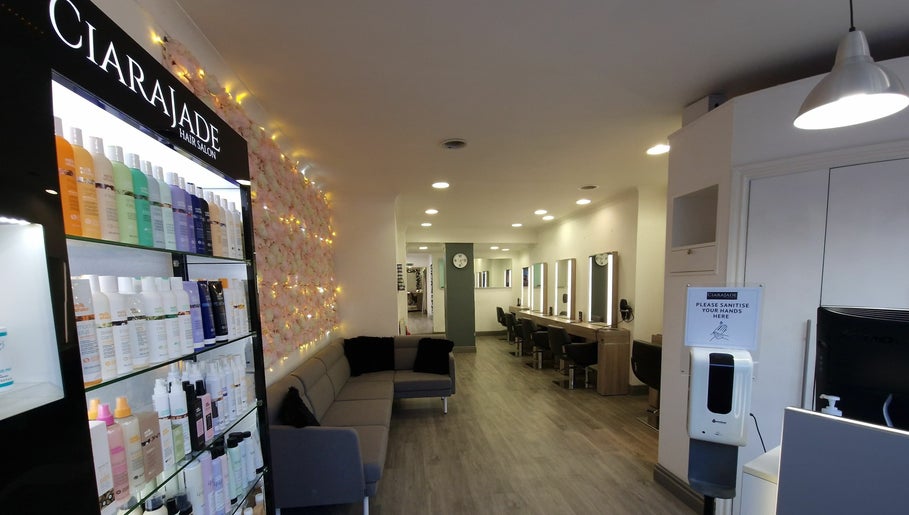 CiaraJade Hair Salon Fareham afbeelding 1