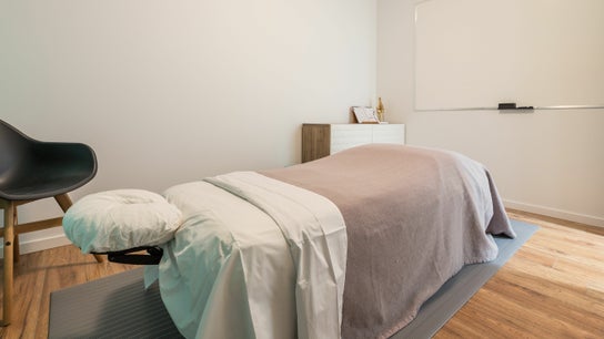 Central Okanagan Massage SPA